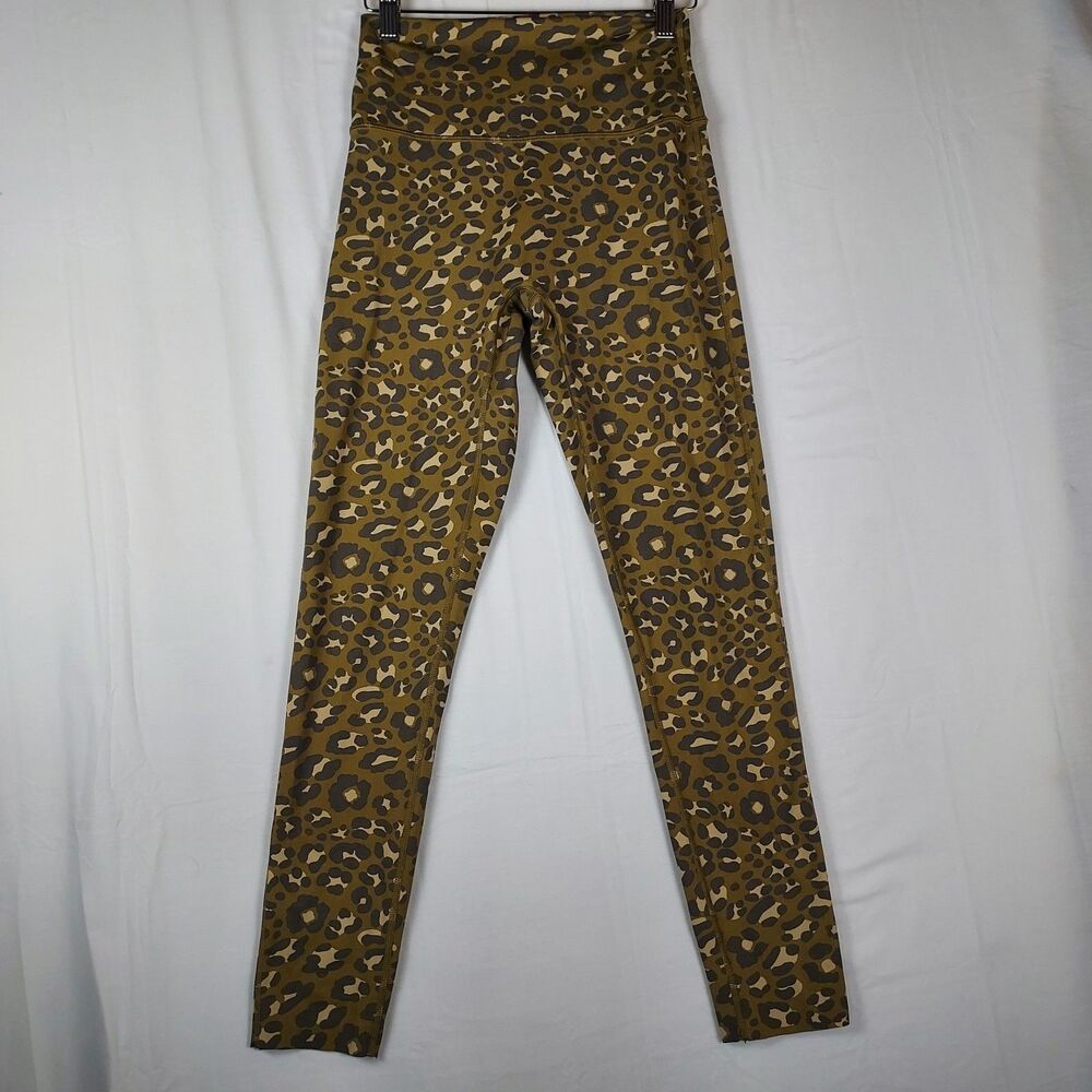 Aerie OFFLINE Goals Leggings Size M 7/8 High-Rise Leopard Print Yoga Pants
